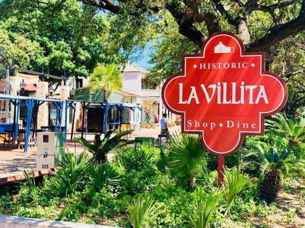 Appartamento Hays St Cozy Remodeled 2Br/2Ba House Sleeps 8 San Antonio Esterno foto