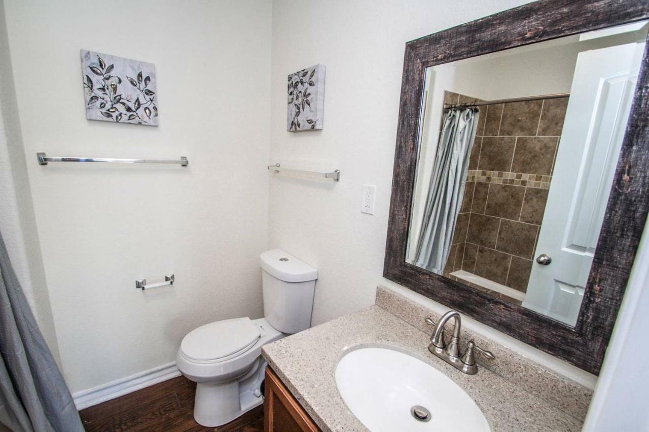 Appartamento Hays St Cozy Remodeled 2Br/2Ba House Sleeps 8 San Antonio Esterno foto