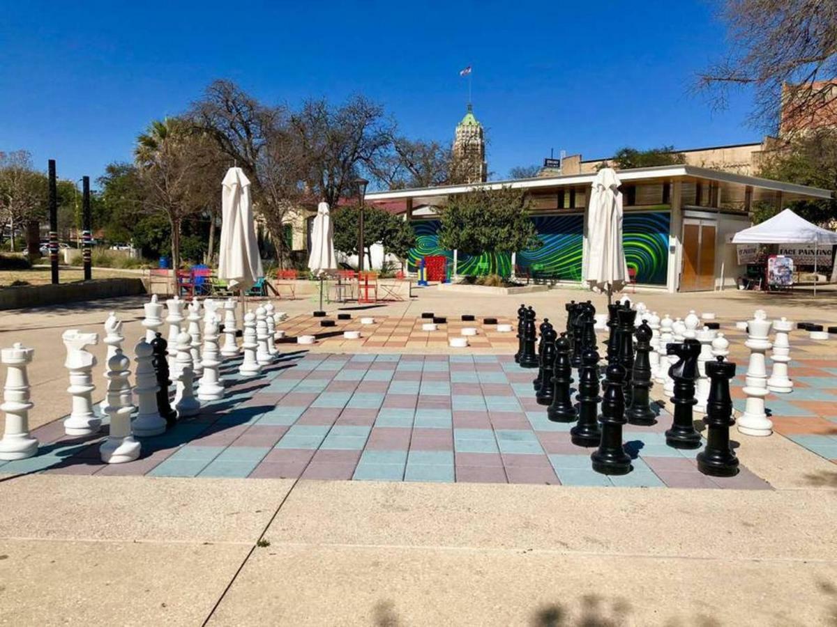 Appartamento Hays St Cozy Remodeled 2Br/2Ba House Sleeps 8 San Antonio Esterno foto